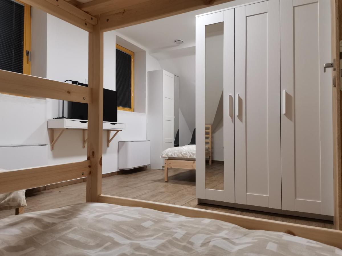 Pubyland Rooms & Apartments Rogatec Esterno foto