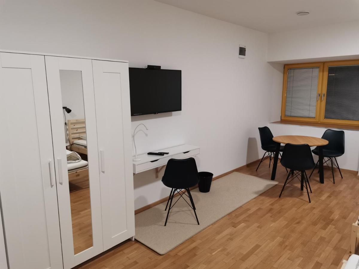 Pubyland Rooms & Apartments Rogatec Esterno foto